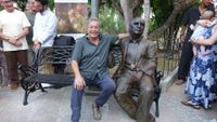 ESCULTURA PACO RABAL 3